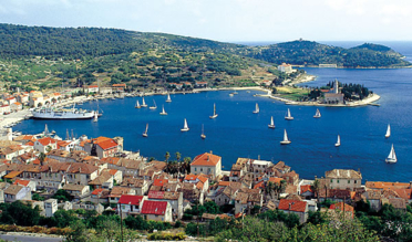 islands_vis_1.jpg - La città di Vis - Solo Croazia
